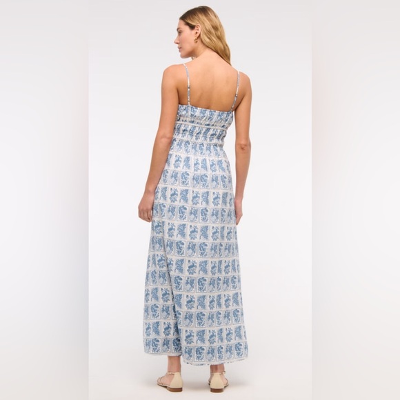 Abercrombie & Fitch Blue & White Smocked Tie-Front Maxi Dress Size XSP - Picture 4 of 16